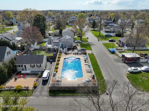 34 Greenville Dr, Brick, NJ 08723