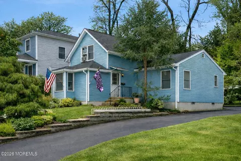 6 3rd St, Rumson, NJ 07760