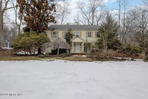 5 Spring Garden Ave, Colts Neck, NJ 07722