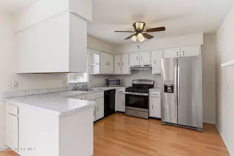 51 Oregon Ave, Waretown, NJ 08758 photo 5