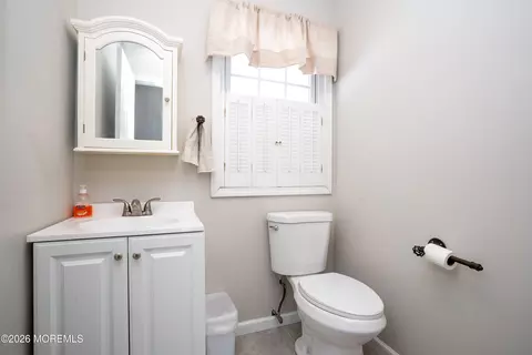 Bath - 129 Andover Rd, Jackson, NJ 08527 photo 1 of 5