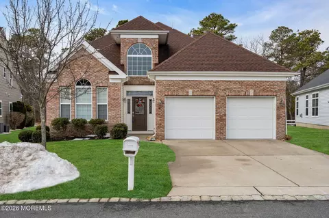 45 Ship Bottom Ln, Waretown, NJ 08758