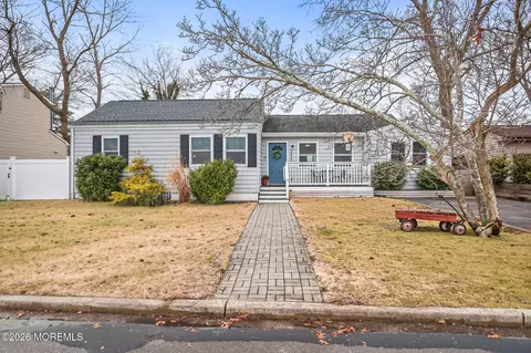 295 Madison Ct, Brick, NJ 08724