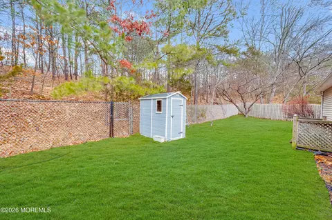 7 Deck Ct, Howell, NJ 07731 photo 26