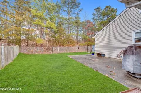 7 Deck Ct, Howell, NJ 07731 photo 28