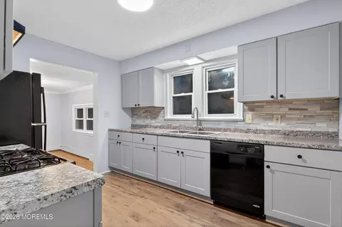 Kitchen - 49 Middlesex Rd #A, Matawan, NJ 07747 photo 3 of 3