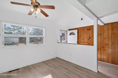 Entry Way - 11 Cedar Rd, Brick, NJ 08723 photo 2 of 4