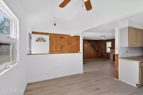 Entry Way - 11 Cedar Rd, Brick, NJ 08723 photo 3 of 4