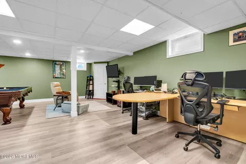 101 Rosemont Dr, Morganville, NJ 07751