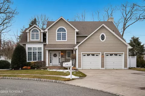 660 Point Ave, Brick, NJ 08724