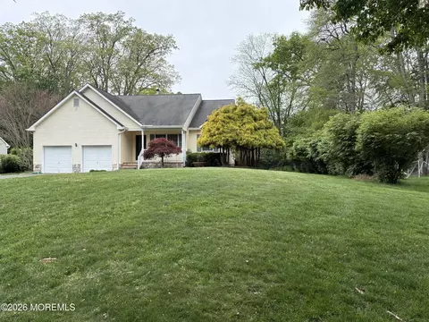 536 Deer Creek Ct, Jackson, NJ 08527