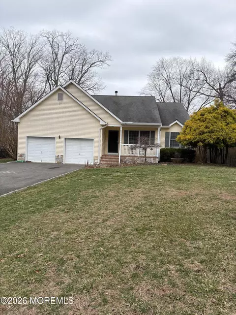 536 Deer Creek Ct, Jackson, NJ 08527