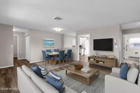 1010 Fife Ct #B, Lakewood, NJ 08701