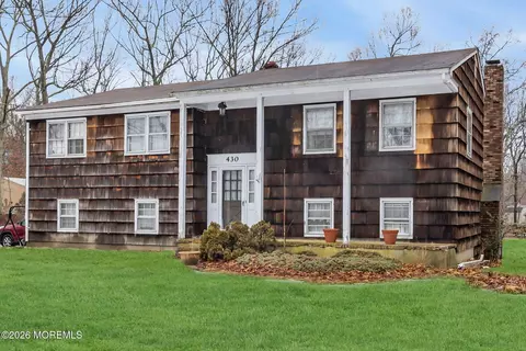 430 Ely Harmony Rd, Freehold, NJ 07728