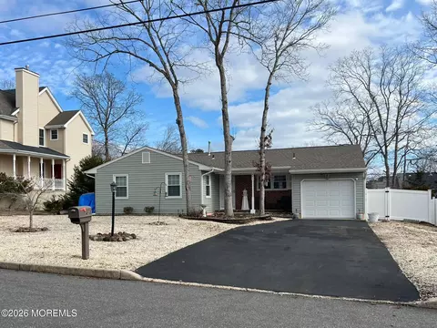 491 Coral Ln, Manahawkin, NJ 08050