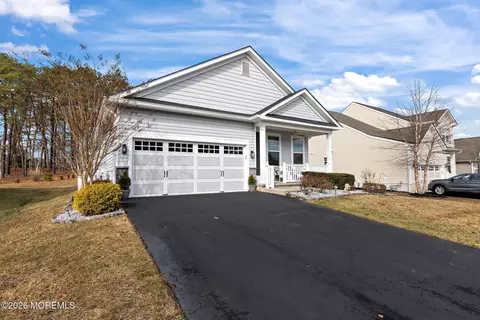 8 Starboard Ct, Little Egg Harbor, NJ 08087
