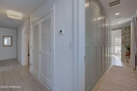 Entry Way - 80 Bingham Ave, Rumson, NJ 07760 photo 3 of 6