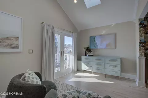 Bedroom - 80 Bingham Ave, Rumson, NJ 07760 photo 2 of 6