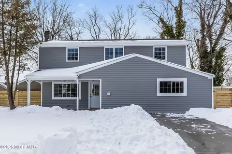 109 Throckmorton Ln, Old Bridge, NJ 08857