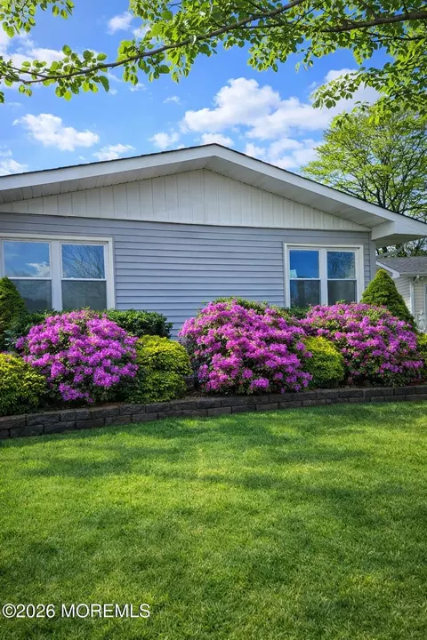 17 Markham Rd, Brick, NJ 08724 photo 2