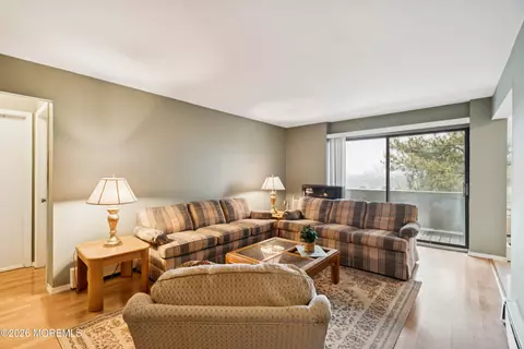 11 River Rd #11-L, Nutley, NJ 07110