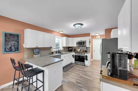 Kitchen - 321 Letts Ave, Forked River, NJ 08731 photo 4 of 7