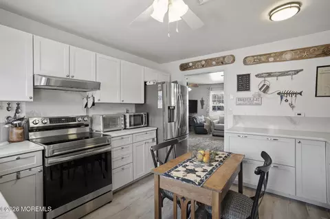 537 Dartmoor Ct # D, Lakewood, NJ 08701