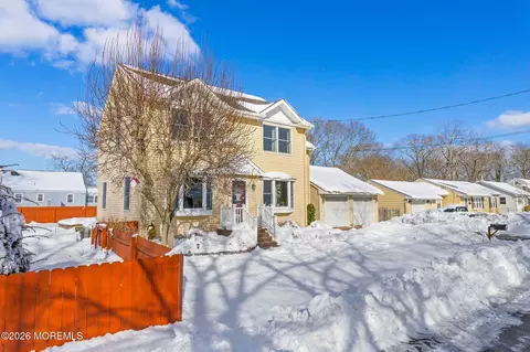638 Ivanhoe Rd, Brick, NJ 08723 photo 3