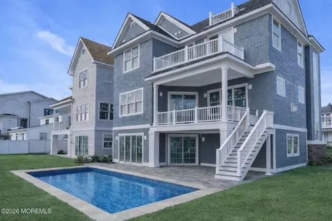 200 Central Ave, Point Pleasant Beach, NJ 08742