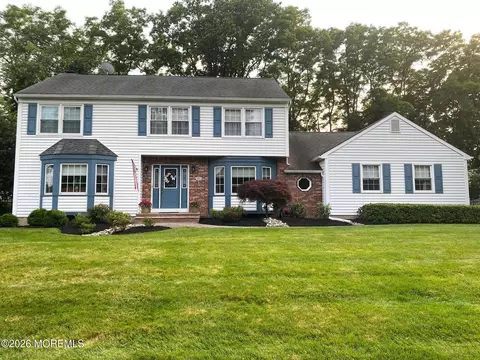 9 Johnny Ct, Red Bank, NJ 07701