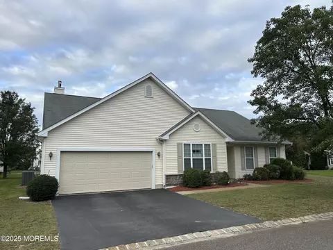 24 Battle Rd, Manchester, NJ 08759