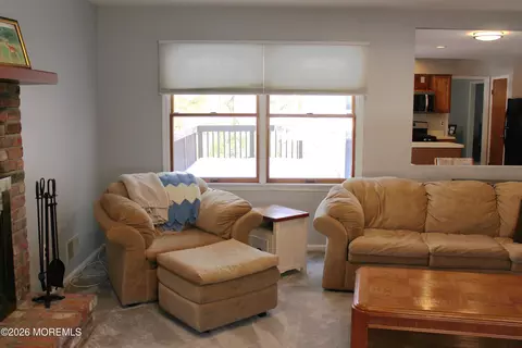 Living - 435 Frank Applegate Rd, Jackson, NJ 08527 photo 6 of 6