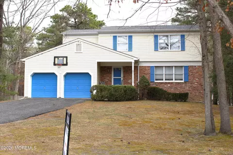 435 Frank Applegate Rd, Jackson, NJ 08527