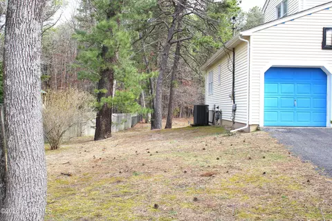 Exterior - 435 Frank Applegate Rd, Jackson, NJ 08527 photo 4 of 13
