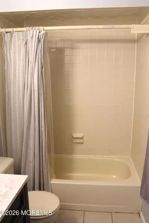 Bath - 435 Frank Applegate Rd, Jackson, NJ 08527 photo 4 of 8