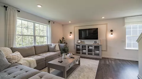 46 E 3rd St, Howell, NJ 07731 photo 8