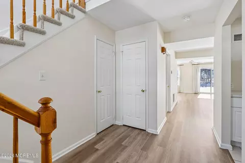 27 Apple Dr, Spring Lake Heights, NJ 07762