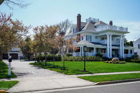 212 Crescent Pkwy, Sea Girt, NJ 08750