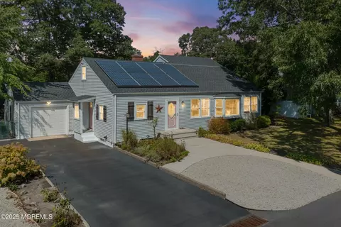 315 Tudor Ave, Pine Beach, NJ 08741