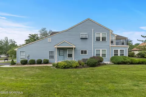 20 Dorchester Dr # C, Monroe, NJ 08831