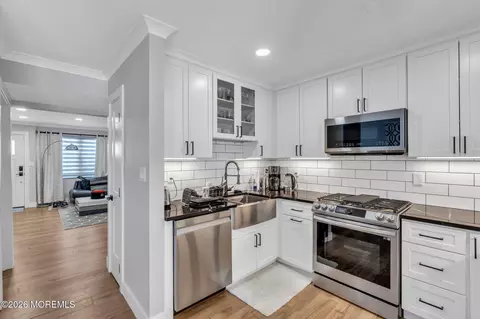 82 Cliffwood Ave W #51, Cliffwood, NJ 07721