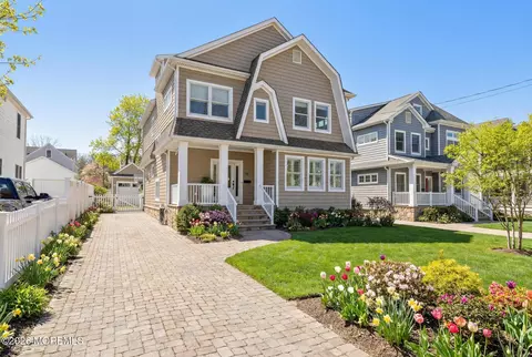 Exterior - 90 Washington St, Rumson, NJ 07760 photo 2 of 4