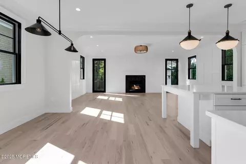 121 Black Point Rd, Rumson, NJ 07760 photo 9