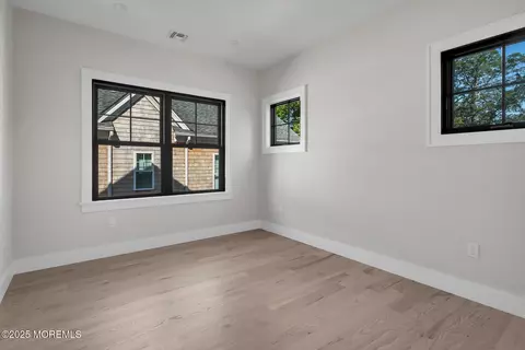 121 Black Point Rd, Rumson, NJ 07760 photo 24