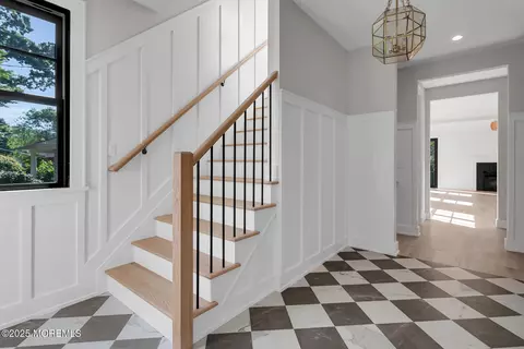 121 Black Point Rd, Rumson, NJ 07760 photo 2