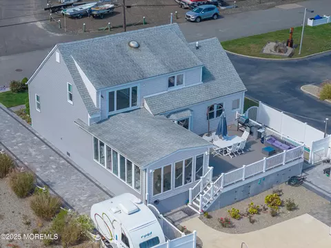 View/Area - 14 Vessel Rd, Waretown, NJ 08758 photo 2 of 5
