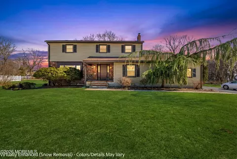 11 Gunpowder Dr, East Brunswick, NJ 08816