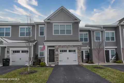 8 Laird Way, Wall Township, NJ 07727