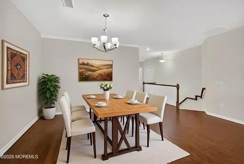 67 Grabowski Dr, Parlin, NJ 08859 photo 5