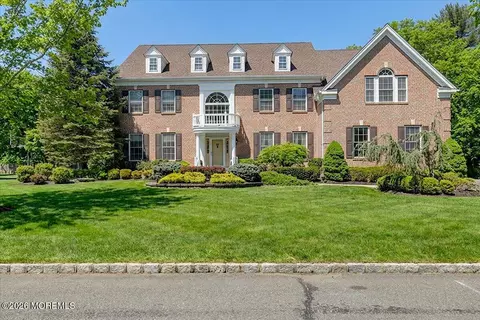 34 Rutledge Rd, Marlboro, NJ 07746